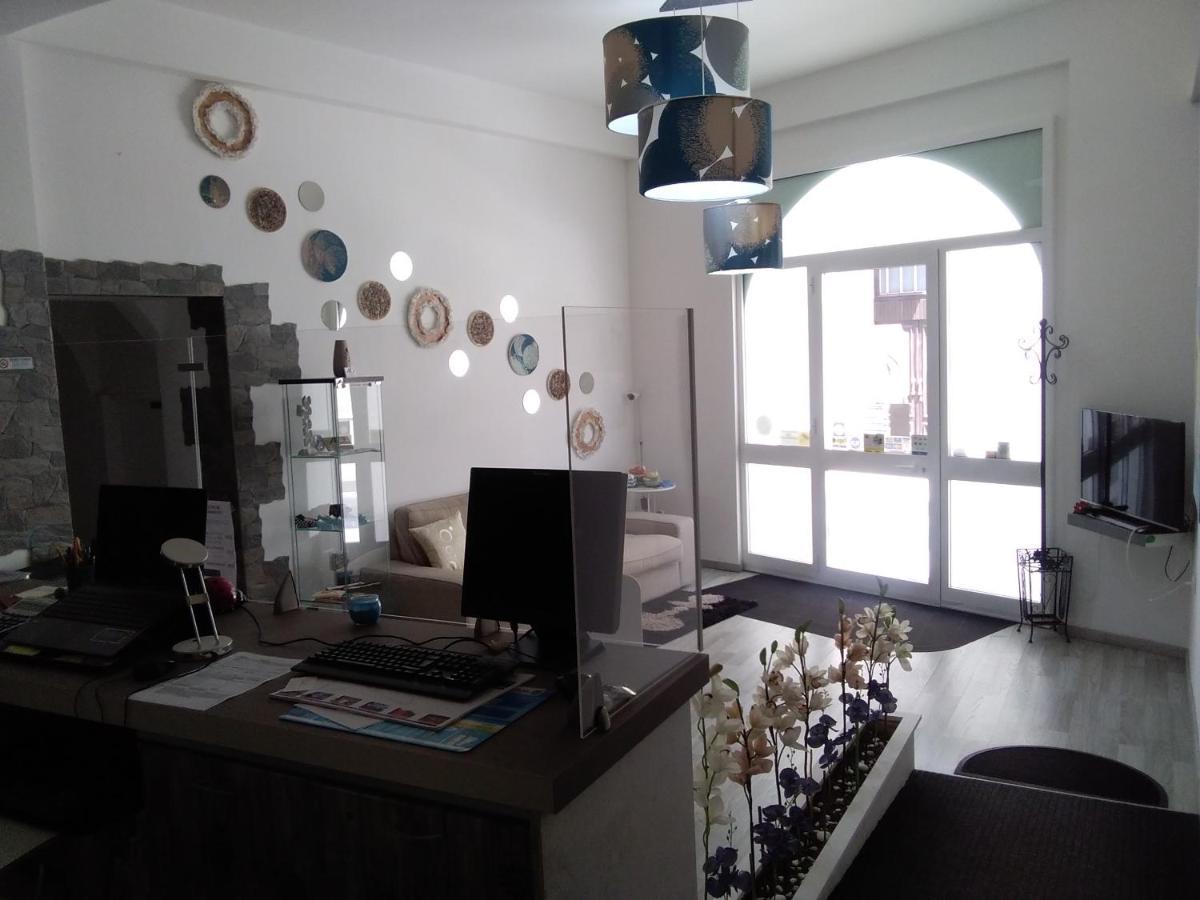 Mary Affittacamere Comiso Εξωτερικό φωτογραφία